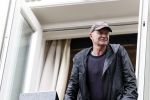 Amsterdam 5 juni 2025
Zanger Sting komt met een boot aan bij Carre om musical THE LAST SHIP te promoten . Het was ongelofelijk slecht weer maar desondanks stonden er toch honderden fans op hem te wachten .