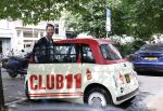 Amsterdam 4 juni 2025
Thomas v d Vlugt met zijn fiat 500 karretje in het centrum van Amsterdam