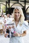 Naarden 18 juni 2025
Presentatie tijdschrift Vivian Reijs ( Hormonen ) bij het Arsenaal .