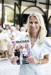 Naarden 18 juni 2025
Presentatie tijdschrift Vivian Reijs ( Hormonen ) bij het Arsenaal .