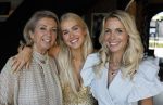 Naarden 18 juni 2025
Presentatie tijdschrift Vivian Reijs ( Hormonen ) bij het Arsenaal . Vivian Reijs met haar moeder Meddy Clous en dochter Day Ewbank