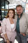 Amsterdam 11 juni 2025
Presentatie cd Wesly Bronkhorst bij grandcafe de Heinekenhoek.Wesly Bronkhorst met zijn vrouw Raquel