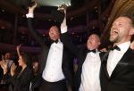 Amsterdam 2 juni 2025
Uitreiking Buma prijzen in de schouwburg van Amsterdam. Yves Berendse kwam met zijn schrijversteam vriendin en ouders