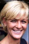 Naarden 03-07-1999
Jan des Bouvrie uitreiking boek.
Caroline Tensen
