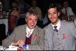 Amsterdam 04 Juli 1999
Amsterdam-diner t.b.v het aids-fonds.
Jacques D'Ancona met zijn vriend.