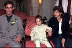Scheveningen 02-07-99
Lee Towers trouwen dochter Claudia.
John Huizer met zijn ex vrouw en hun dochtertje