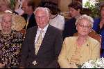 Naarden 03 Juli 1999
Robin Linschoten trouwen in Naarden.
Ouders Robin Linschoten en zijn oma (links)