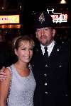 Amsterdam, 22 juni 1999
Premiere film NOTTING HILL
In Tuschinski theater
Tanja Jess met engelse bobby