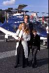 Rotterdam 12 juli 2000
Premiere Cirque du Soleil bij AHOY.
Adam Curry en Patricia Paay en hun dochter kwamen met een helicopter