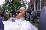Amsterdam, 8 juli 2000
Trouwen Patrick kluivert met zijn Angela Kluivert
