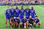 Rotterdam, 2 juli 2000   Euro 2000
Frankrijk-Italie, eindstand na verlenging 2-1
staande v.l.n.r.: Zidane-Blanc-Vieira-Desailly-Dugarry-Thuram
gehurkt v.l.n.r.: Henry-Djorkaeff-Deschamps-Barthez en Lizarazu