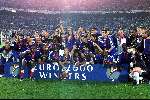Rotterdam, 2 juli 2000   Euro 2000
Finale EK Tusen Frankrijk-Italie, eindstand 2-1 na verlenging.
Blijdschap bij de fransen