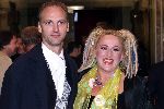 Amsterdam 27 juli 2000
Premiere Circus van Azie in Carre
Karin Bloemen met man