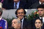 Rotterdam, 2 juli 2000   Euro 2000
Finale EK Tusen Frankrijk-Italie, eindstand 2-1 na verlenging.
Michel Platini