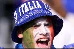 Rotterdam, 2 juli 2000   Euro 2000
Frankrijk-Italie, eindstand na verlenging 2-1
Italiaanse supporters