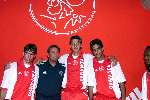 Amsterdam 5 juli 2001
Presentatie AJAX nieuwe seizoen 2001/2002
Co Adriaans Maxwell Mido & Ibrahimovic