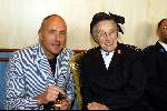 Amsterdam 11 juli 2002
Graf en presenmtatie boek Herman Brood.
Alfred v d Heuvel en Majoor Boszhard