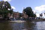 Amsterdam, 24 Juli 2002
Route Vinkeveen-Amsterdam per sloep( boot)
Centraal Station met op de voorgrond de rondvaartboten
Sloepenroute