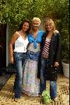 Amsterdam 25 juli 2002
Winterpresentaie RTL en Yorin
Quinty Trustful , Cindy Pielstroom en omroepster


Pet