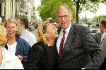 Amsterdam 7 juli 2002
Premiere Noord Koreaans staats circus
Hans Dijkstal met vrouw