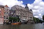 Amsterdam, 24 Juli 2002
Brug   Grachtenpanden   Sloepenroute
Hotel doelen met classic boot