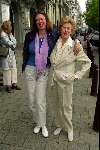 Amsterdam 7 juli 2002
Premiere Noord Koreaans staats circus
Jetty Pearl met dochter