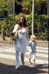 Laren 27 juli 2002
Leontine Borsato zwanger met Luca