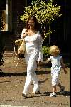 Laren 27 juli 2002
Leontine Borsato zwanger met Luca
