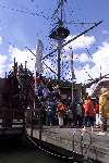 Amsterdam, 24 Juli 2002
Het scheepvaartmuseum met op de voorgrond het VOC Schip
Sloepenroute