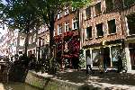 Amsterdam 24 Juli 2002
Grachtenpanden 
Wallenroute   Sloepenroute
Moulin Rouge