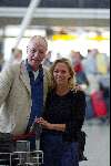 Schiphol 15 juli 2002
Wik Jongsma met vriendin