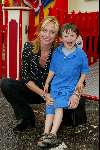 Amsterdam 8 juli 2003
Premiere circus Renz bij de RAI
Ariane Spier met zoontje
