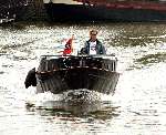 Amsterdam  8 juli 2003
Jeroen Pauw  en Daphne Bunskoek op boot