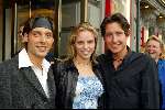 Amsterdam 2 juli 2003
premiere henk v d meyden in carre
Zoons hHans Kazan Magic Unlimited