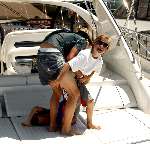 Marbella 26 juli 2003
De kinderen van Rene Froger aan het stoeien op papa\'s boot