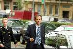 Amsterdam 2 juli 2003
Rob v Gijzel bij amstel hotel ivm boek hillary clinton