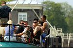 Amsterdam 15 juli 2003
Robbie Williams met tatoeage varend in de grachten van Amsterdam