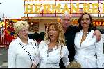 Amsterdam 8 juli 2003
premiere circus Renz bij de RAI
Tatjana met moeder en vrienden