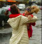 Amsterdam 17 juli 2003
Tatum Dagelet en Jennifer de Jong tijdens opnames.
Brutale meiden