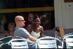 Amsterdam 21 juli 2003
Edsilia Rombley en Tjeerd Oosterhuis op terras