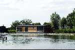Weesp 9 juli 2003
De woonboot van Wilbert Gieske in weesp