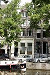 Amsterdam  27juli 2004
Huis Andre v Duin