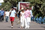 Cannes 19 juli 2004
Hans Breukhoven , Connie Breukhoven en Marvin Breukhoven en Edwin op boulevard van Cannes.