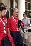 Amsterdam 30 juli 2004
Arsenal verlaat het Hilton hotel. 
Dennis Bergkamp en Robin v Persie