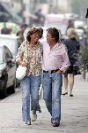 Amsterdam 21 juli 2004
Hans Kazan verliefd met vrouw op PC Hooftstraat