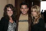 Scheveningen 2 juli 2004
Feestje Holland casino in het Kurhaus.
Jan Smit met 2 vriendinnen