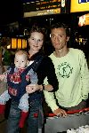 Schiphol 1 juli 2004
Aankoms Nederlands elftal na ek Portugal.
Leo Echteld met vrouw en kind