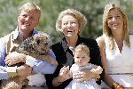 Tavernelle 9 juli 2004
Fotomoment op vakantie bij Prins Willem Alexander Maxima en prinses Amalia.