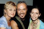 Amsterdam 6 juli 2004
Presentatie nieuwe Musical Passion.
Pia Douwes, Stanley Burleson en Vera Mann