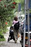 Amsterdam 21 juli 2004
Prinses Annette bij de apotheek op de cornelis Schuytstraat